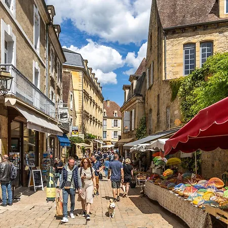 Holiday home Proche Sarlat Carsac-Aillac